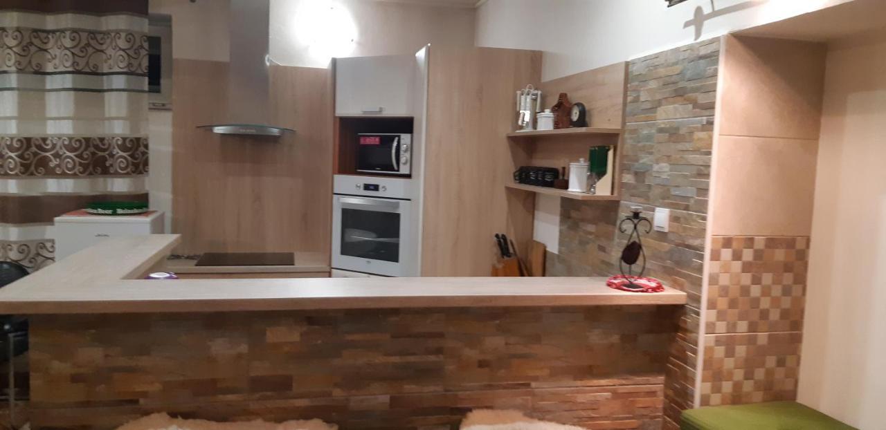 Apartman Yvet Sucany Экстерьер фото