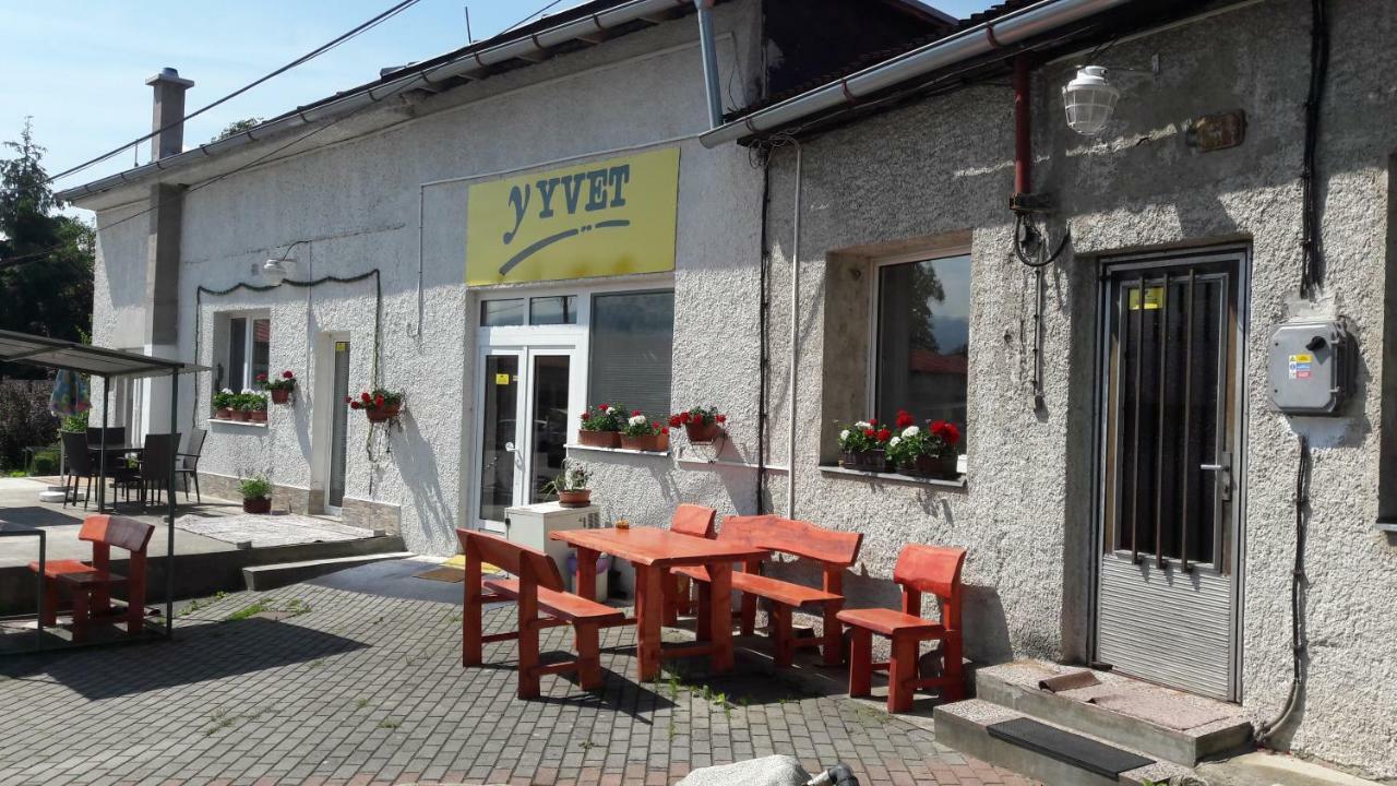 Apartman Yvet Sucany Экстерьер фото